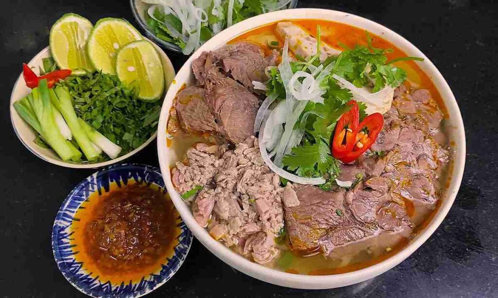 bun bo hue